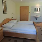 Gaestehaus Taner 2*