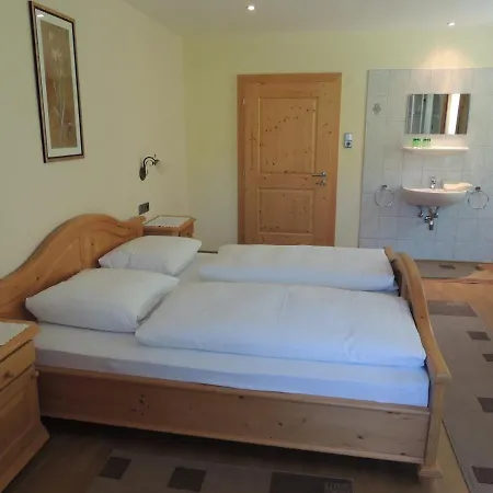 Gaestehaus Taner 2*