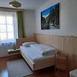 Gaestehaus Taner 招待所